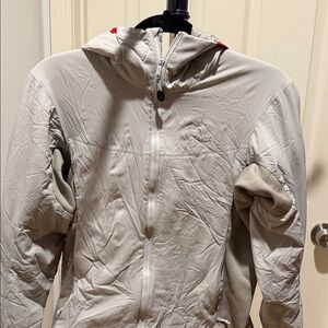 Arc'teryx Women's Light Gray Hooded Ski Jacket